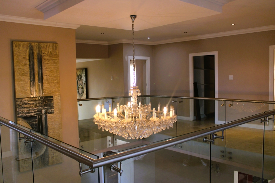 6 Bedroom Property for Sale in Cashan North West